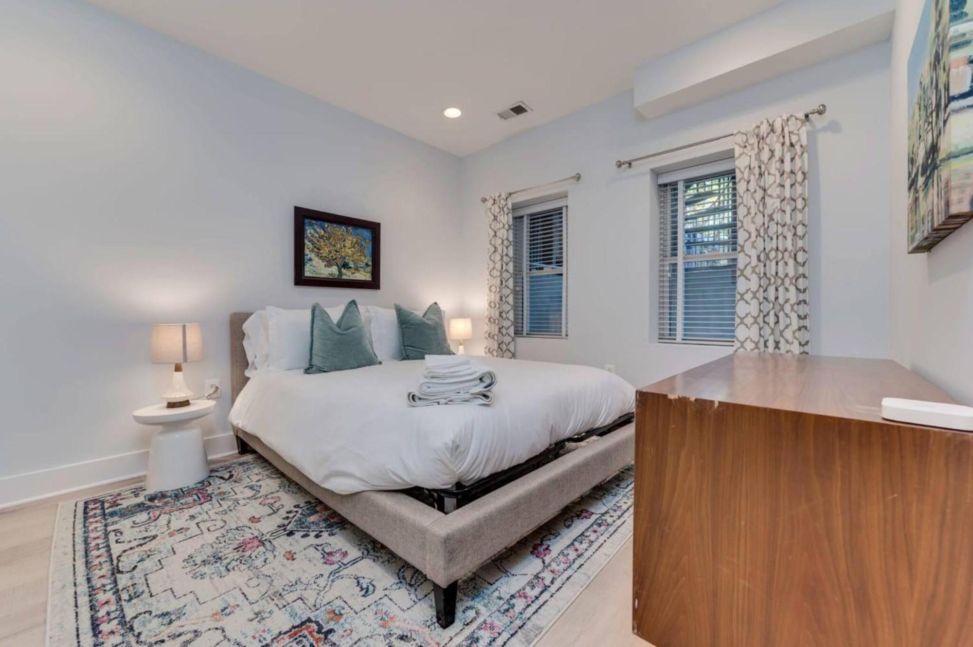 Luxe 2Bd2Ba Townhouse In Hip Area - Near Metro Διαμέρισμα Ουάσινγκτον Εξωτερικό φωτογραφία